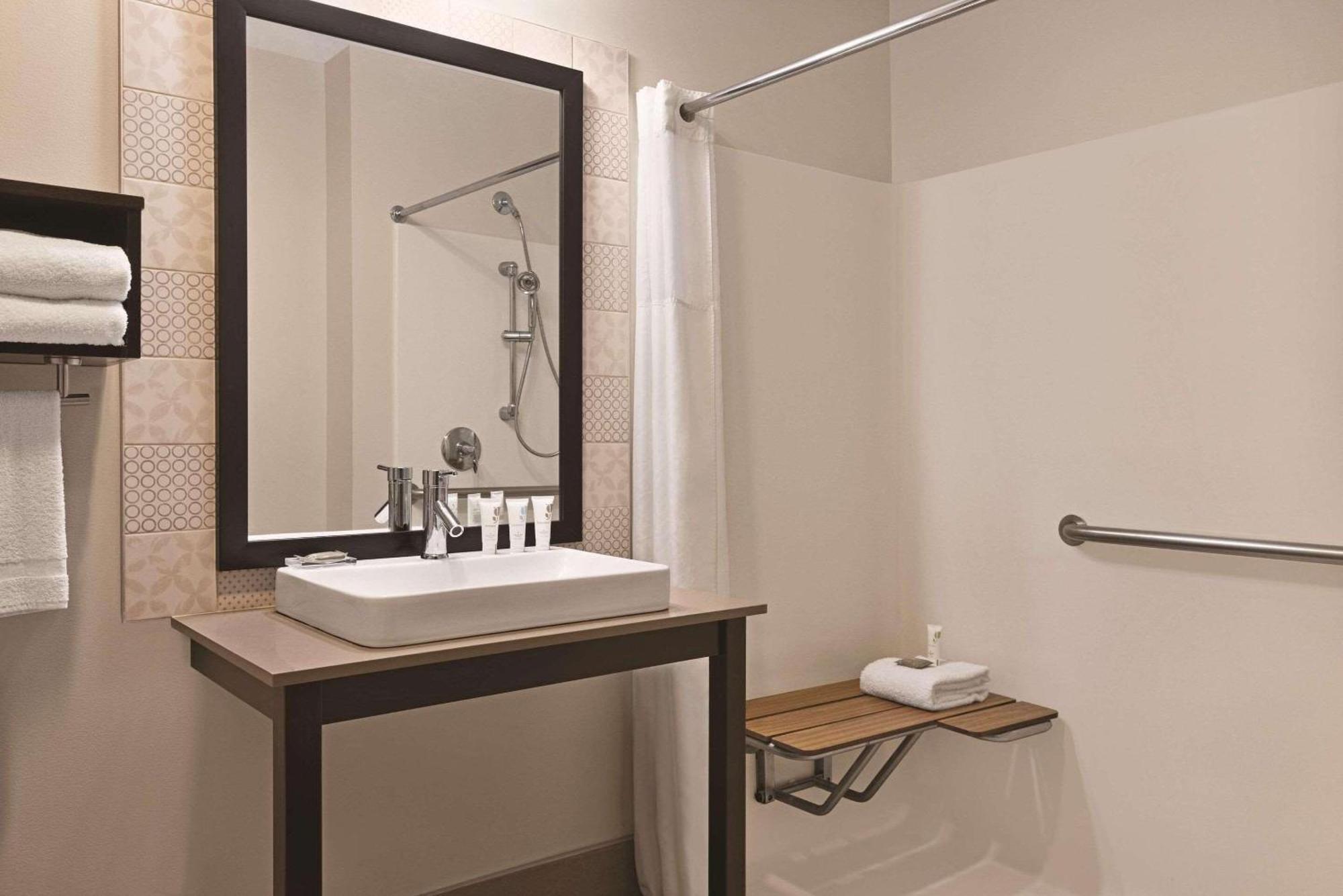 Country Inn & Suites By Radisson, Madison, Wi Экстерьер фото